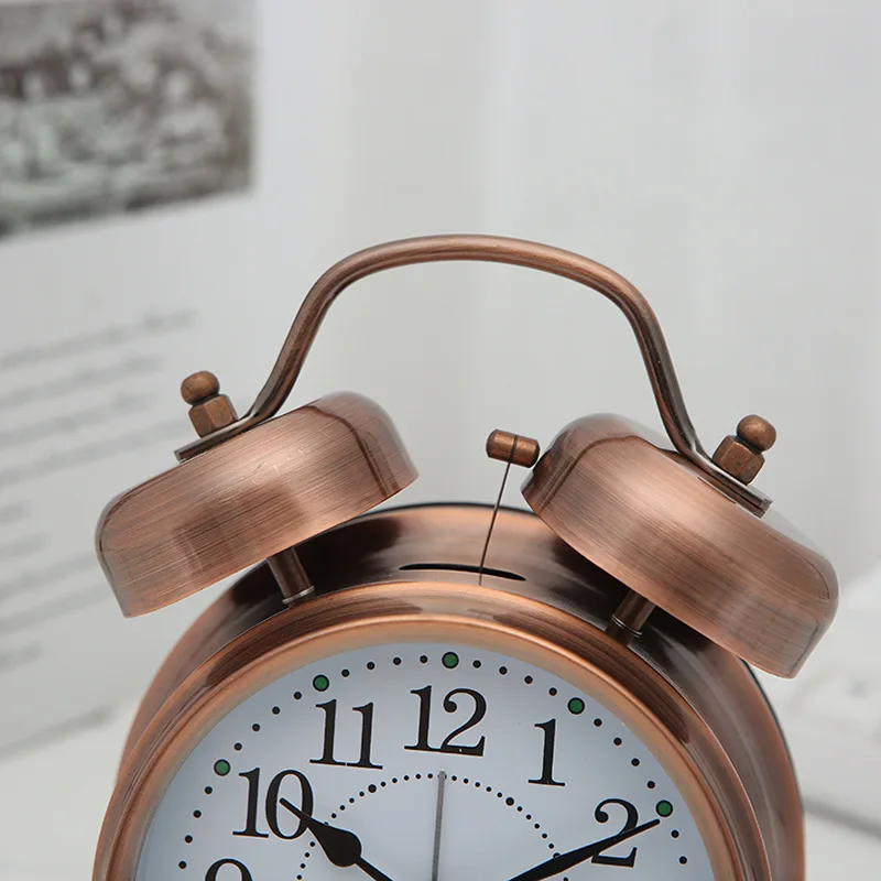 Réveil rétro vintage avec poin - Vintage Alarm Clock avis et prix